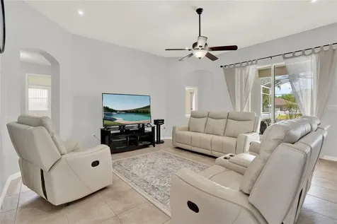 2413 Timothy Lane Kissimmee FL 34743
