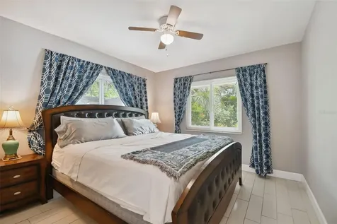 761 62nd Avenue N St Petersburg FL 33702
