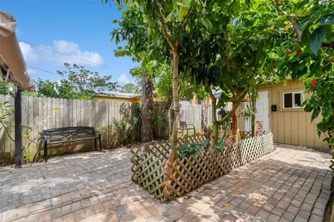 761 62nd Avenue N St Petersburg FL 33702