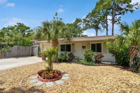 761 62nd Avenue N St Petersburg FL 33702
