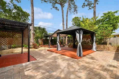 761 62nd Avenue N St Petersburg FL 33702