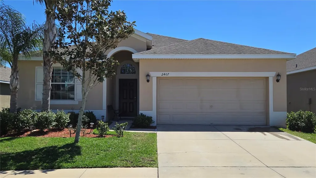 2407 Dovesong Trace Drive Ruskin FL 33570
