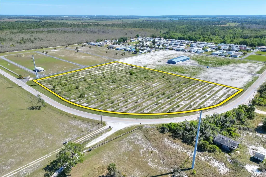 Valencia Street Lake Wales FL 33898