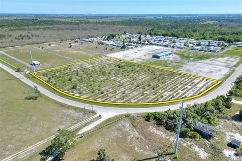 Valencia Street Lake Wales FL 33898