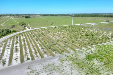 Valencia Street Lake Wales FL 33898