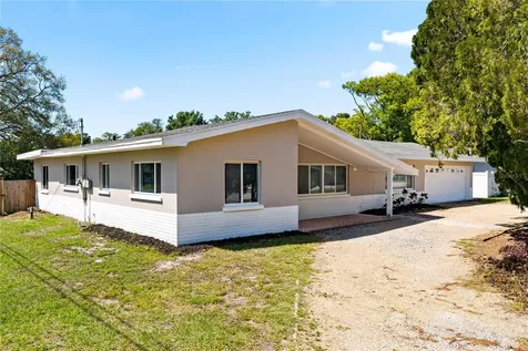 1555 Valencia Street Clearwater FL 33756