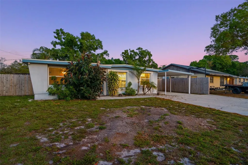 3731 Lokai Place Sarasota FL 34232