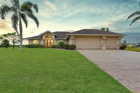 2607 NW 15th Street Cape Coral FL 33993