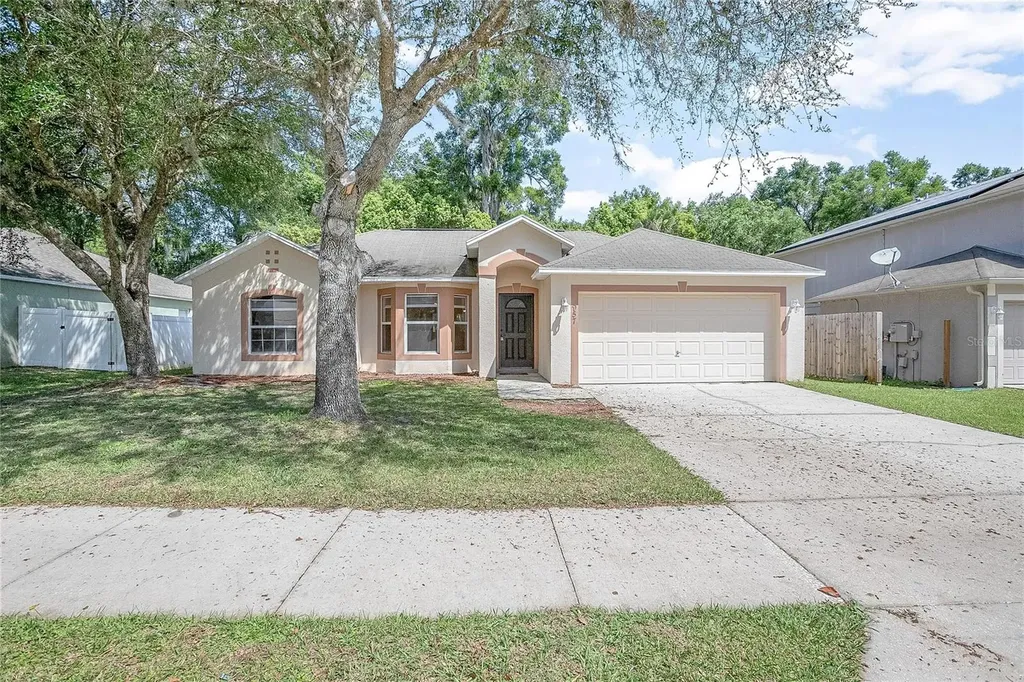 957 Cascades Park Trail Deland FL 32720