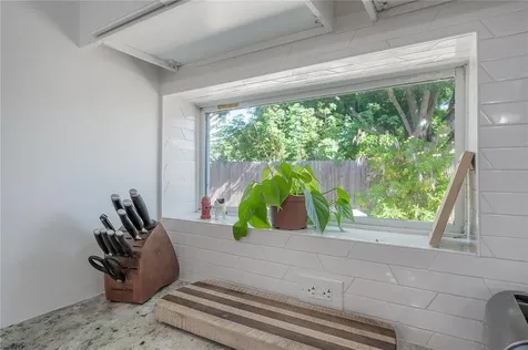 2905 W Paxton Avenue Tampa FL 33611