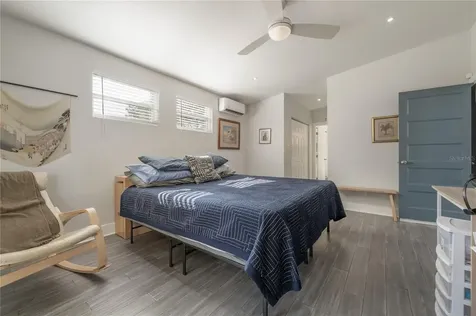 2905 W Paxton Avenue Tampa FL 33611