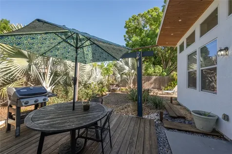 2905 W Paxton Avenue Tampa FL 33611