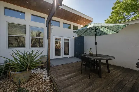 2905 W Paxton Avenue Tampa FL 33611