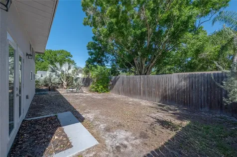 2905 W Paxton Avenue Tampa FL 33611