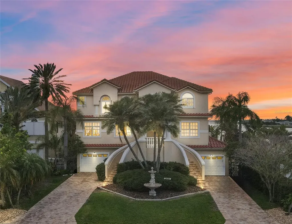 2424 Baywood Drive W Dunedin FL 34698