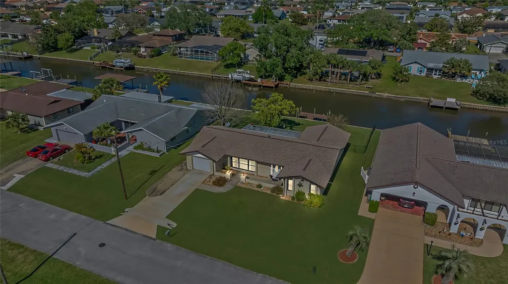 17 Claridge Court S Palm Coast FL 32137