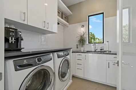 413 Erie Avenue Tampa FL 33606