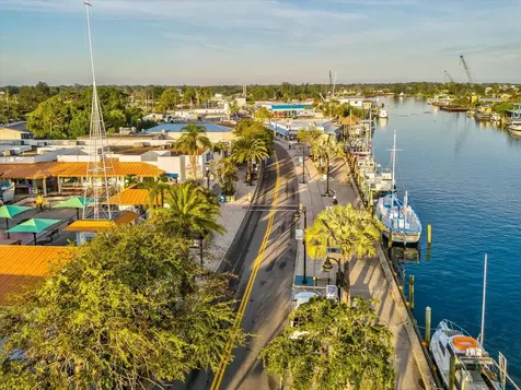 3301 Primrose Drive Holiday FL 34691