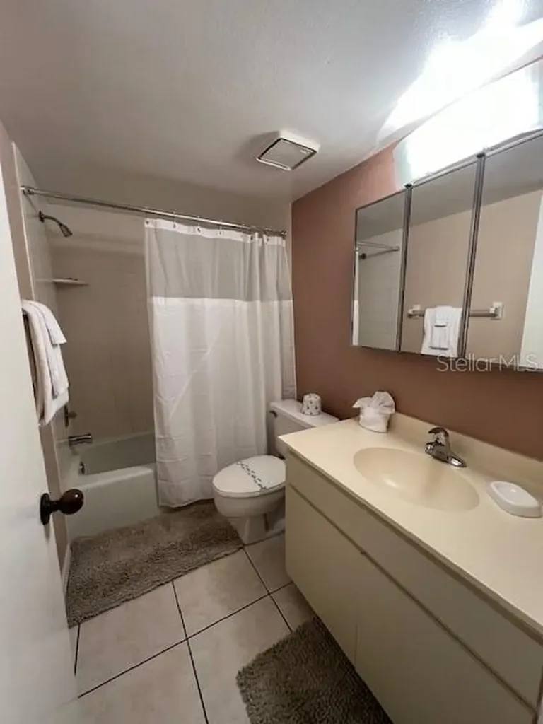 7205 Curtiss Avenue Sarasota FL 34231