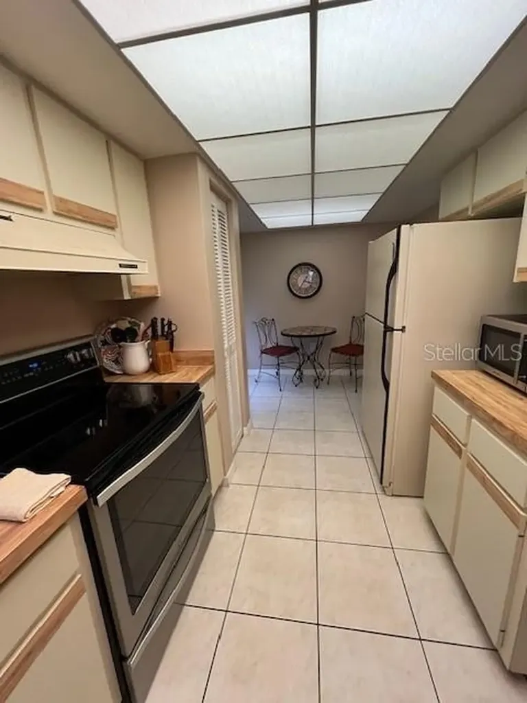 7205 Curtiss Avenue Sarasota FL 34231