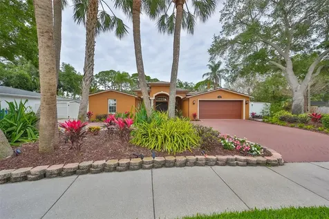 5418 Bayou Grande Boulevard NE St Petersburg FL 33703