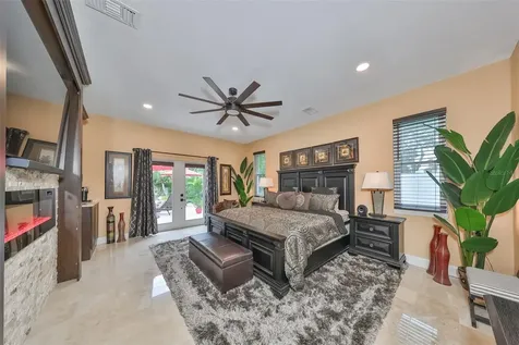 5418 Bayou Grande Boulevard NE St Petersburg FL 33703