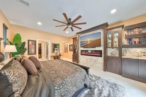 5418 Bayou Grande Boulevard NE St Petersburg FL 33703