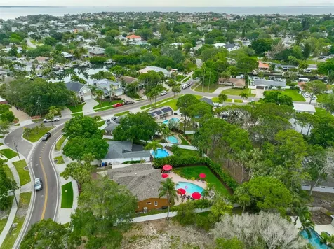 5418 Bayou Grande Boulevard NE St Petersburg FL 33703