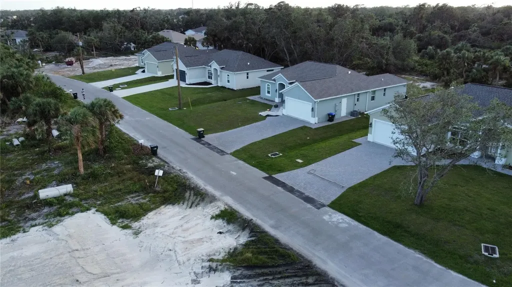 8233 Givlic Lane North Port FL 34287