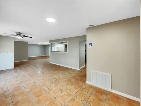 179 Poinsettia Drive Kissimmee FL 34743