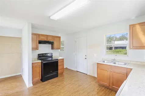 1625 East Parkway Deland FL 32724