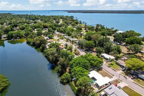 407 Country Club Drive Oldsmar FL 34677