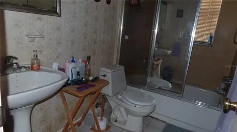2702 38th Street W Bradenton FL 34205