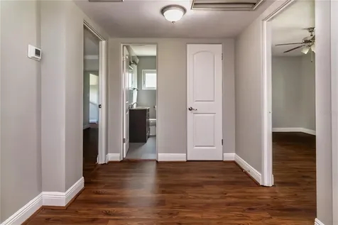 1713 Hour Glass Drive Orlando FL 32806