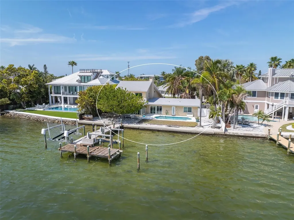 525 56th Street Holmes Beach FL 34217