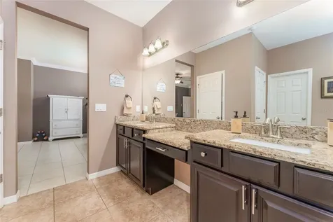 5907 Jade Creek Lane Lithia FL 33547
