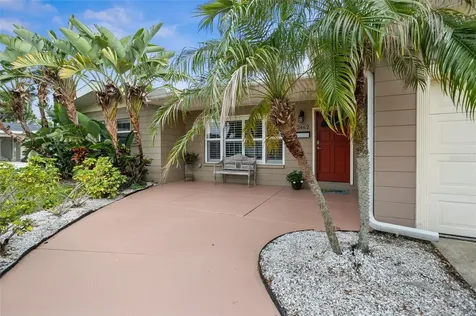 2462 67th Avenue S St Petersburg FL 33712