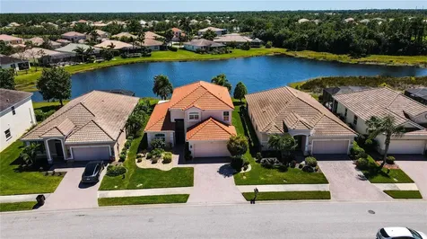 2113 Mesic Hammock Way Venice FL 34292