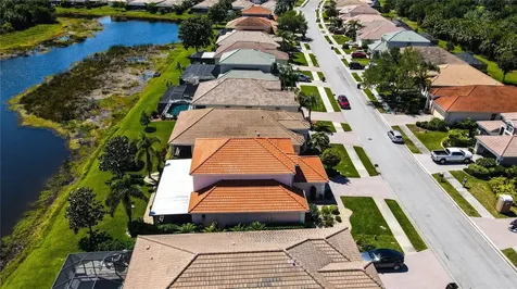 2113 Mesic Hammock Way Venice FL 34292