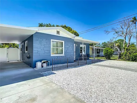 3318 Boca Ciega Drive N St Petersburg FL 33710