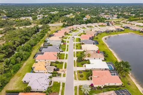 1917 Coconut Palm Circle North Port FL 34288
