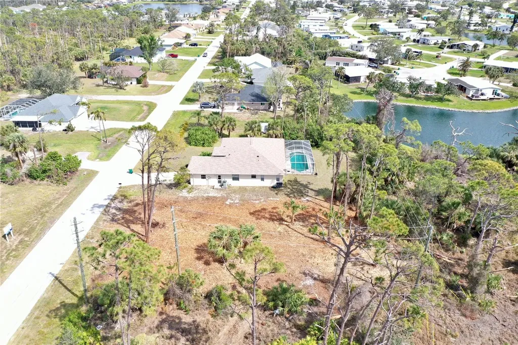 8905 Bantry Bay Englewood FL 34224