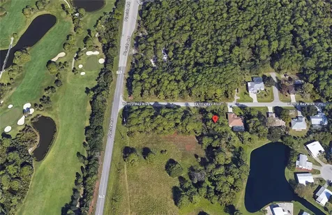 8905 Bantry Bay Englewood FL 34224