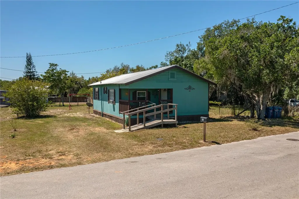 40 Blackjack Avenue Frostproof FL 33843