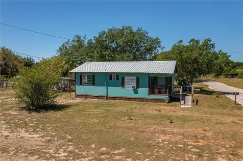 40 Blackjack Avenue Frostproof FL 33843