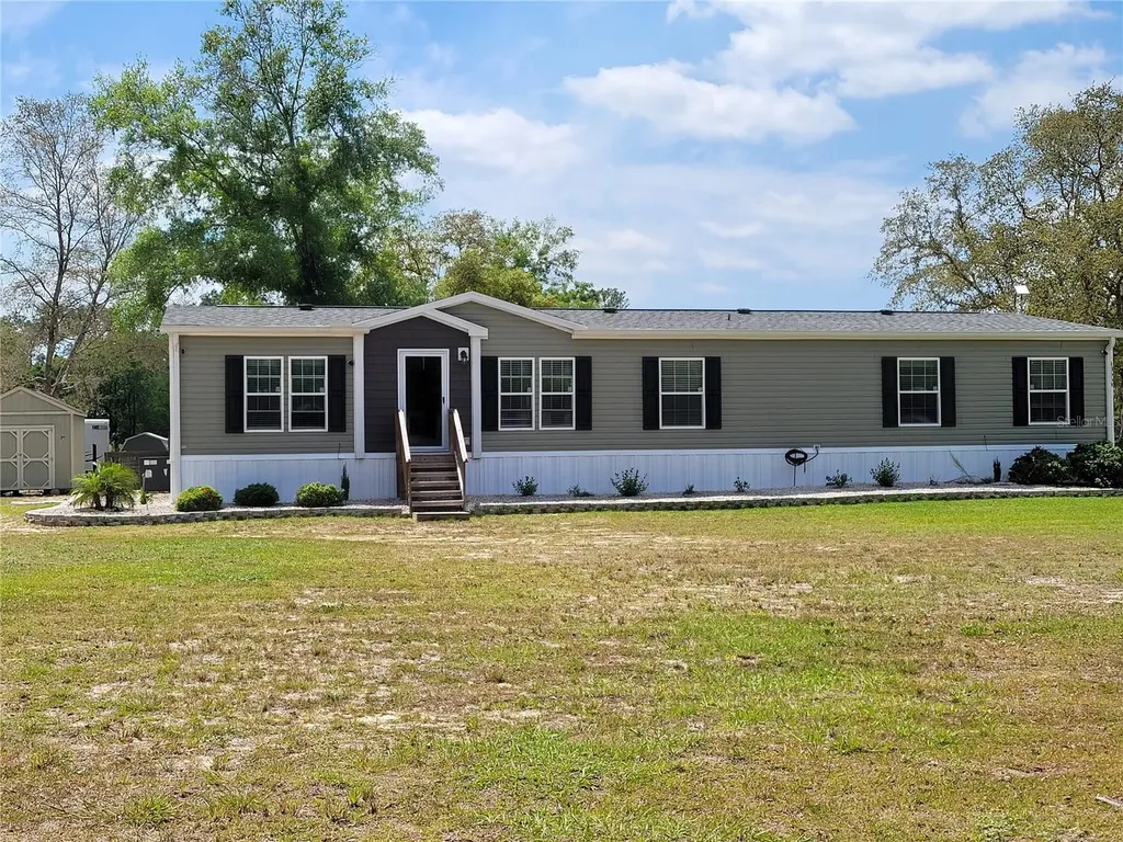 13664 SW 95th Street Dunnellon FL 34432