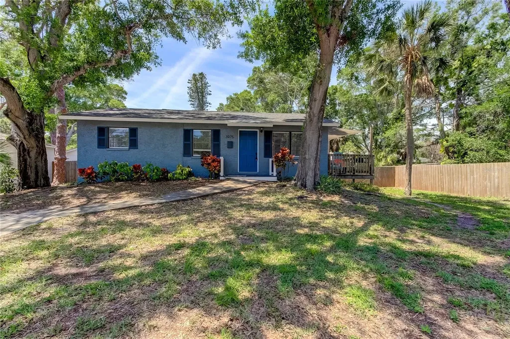 3975 4th Street S St Petersburg FL 33705