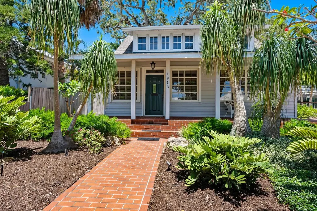 1913 S Orange Avenue Sarasota FL 34239