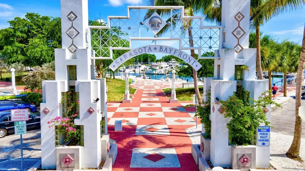 Sarasota FL 34237