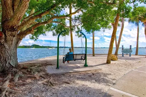 Sarasota FL 34237